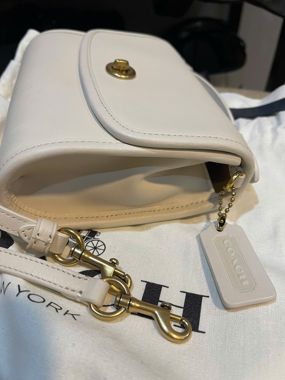 [25-010023] COACH Extreme Beauty Kip Turn Lock - Thumbnail 7
