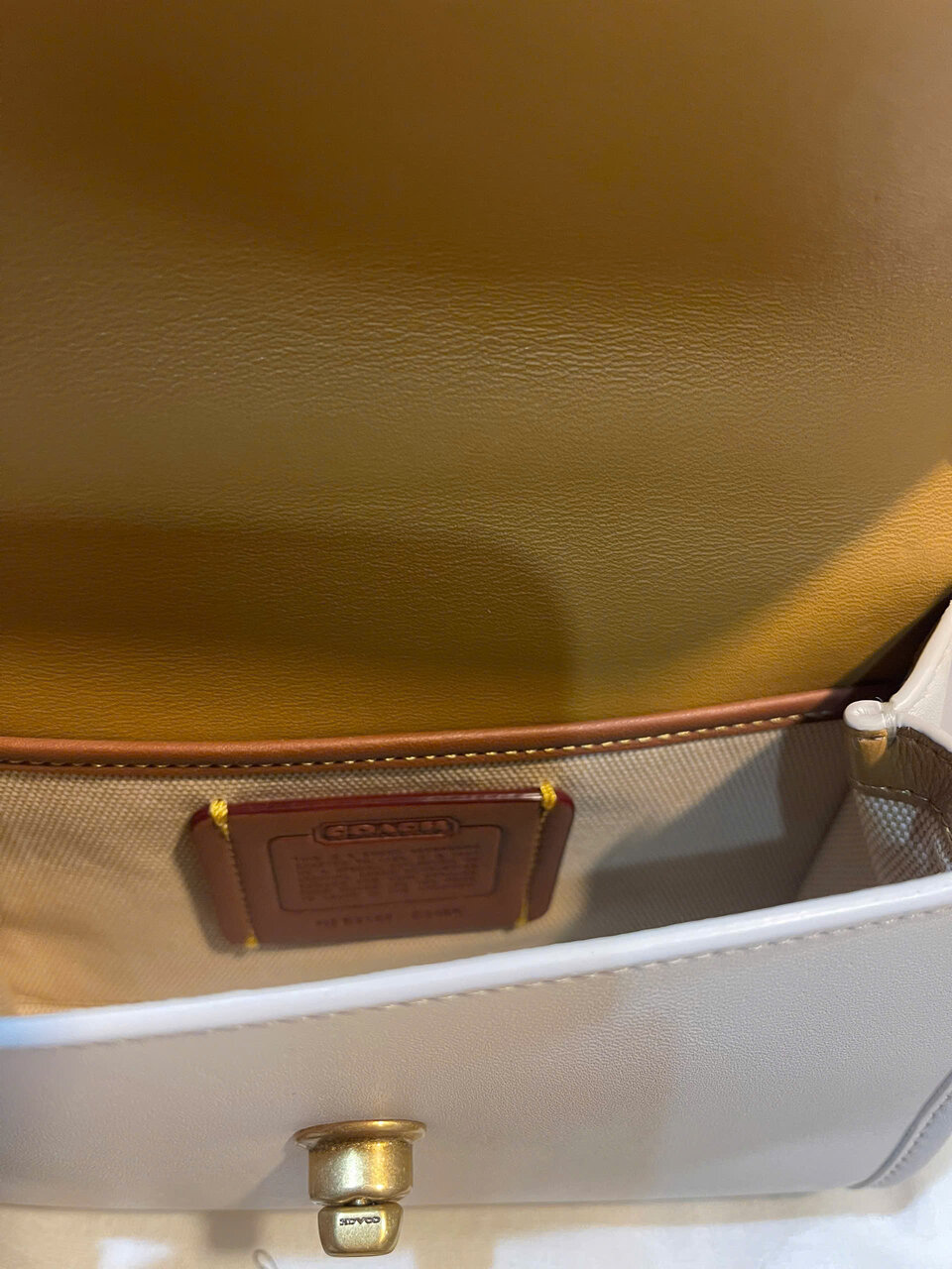 [25-010023] COACH Extreme Beauty Kip Turn Lock - Thumbnail 3
